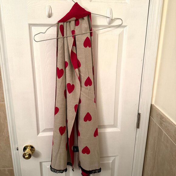 New Steve Madden Long Red Taupe Heart Scarf Wrap Shawl With Tags - Picture 4 of 11